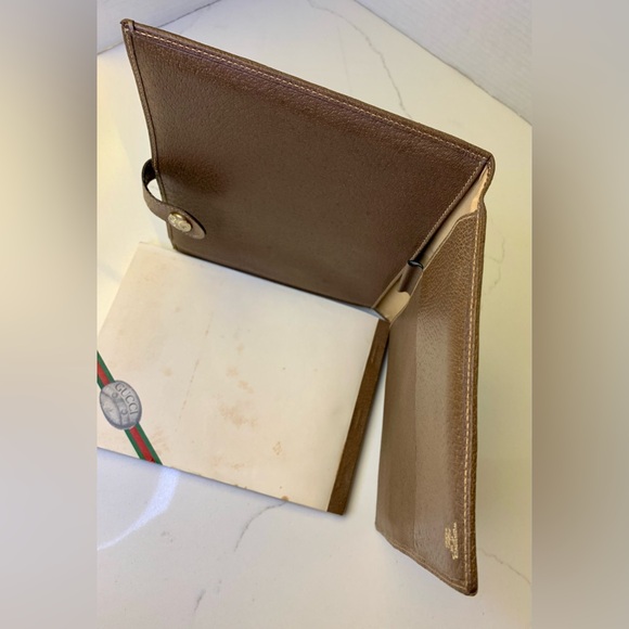 GUCCI PLUS RARE 1980s Leather Agenda w/original paper notepad. - Picture 11 of 13
